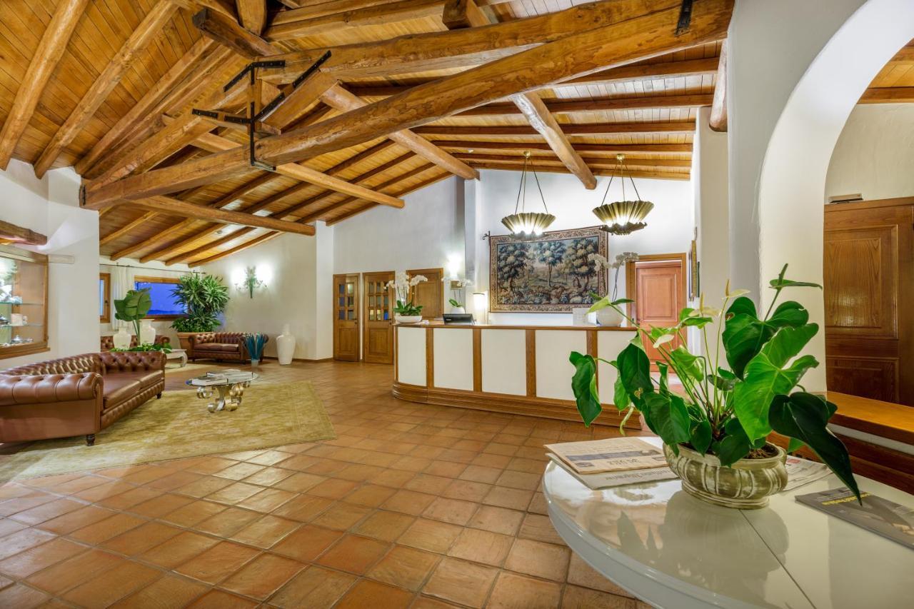 Hotel Sporting Porto Rotondo Eksteriør billede
